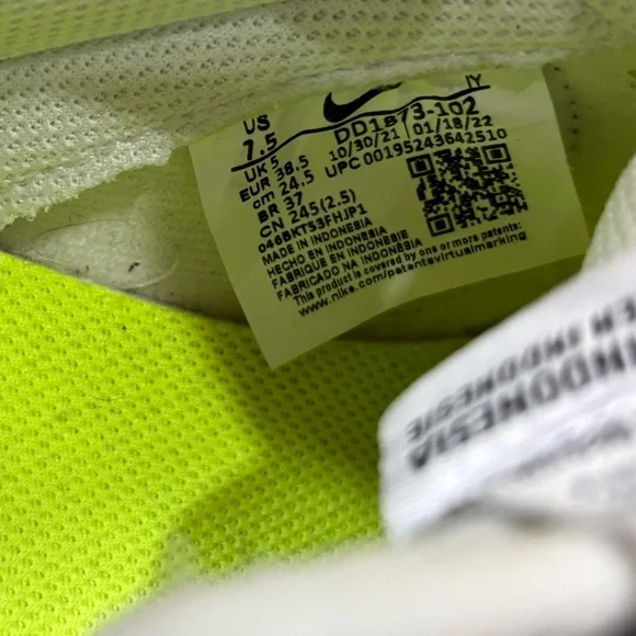 Nike Dunk Low Next Nature Black/White Sneakers - Picture 7 of 7